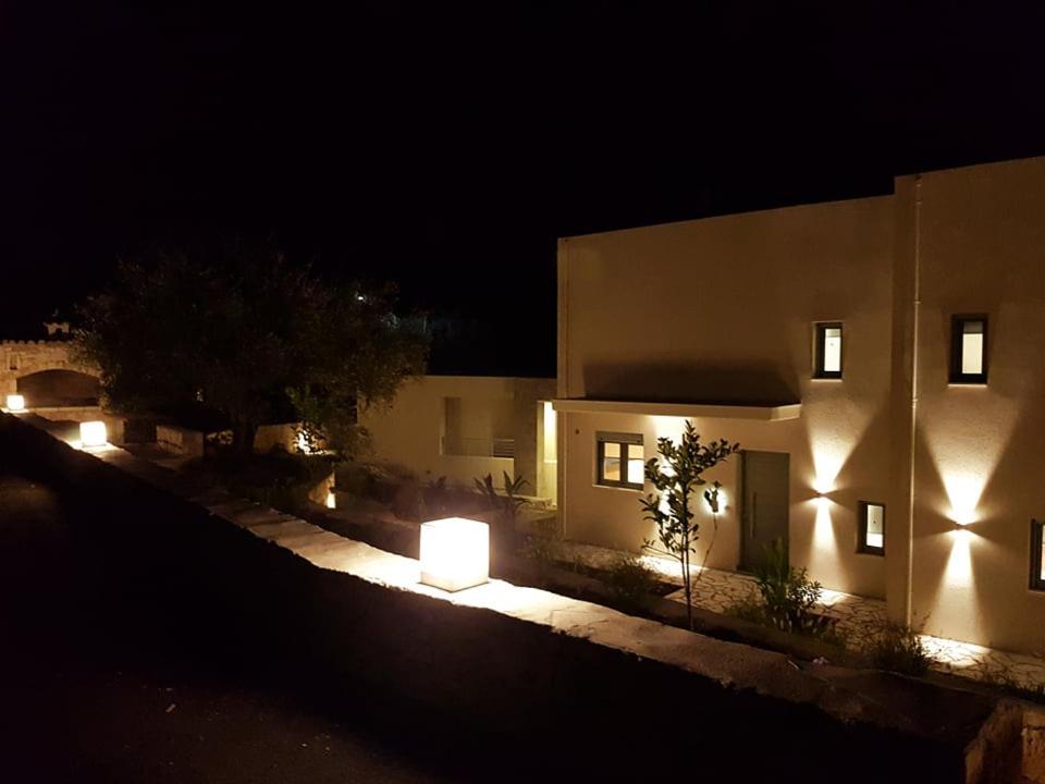 K Villas Plataria Luaran gambar