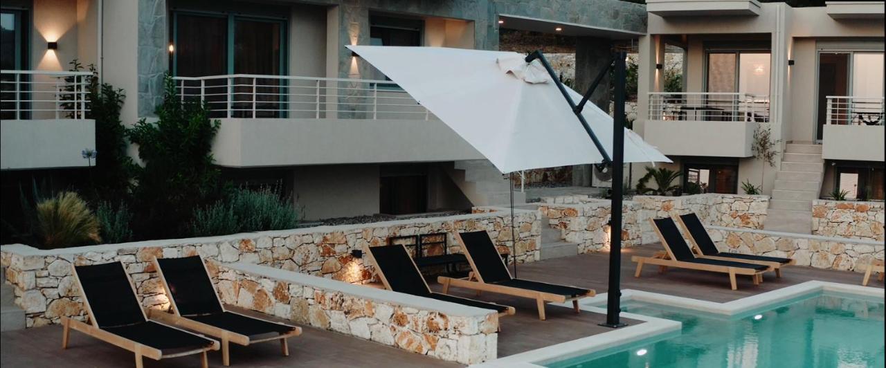 K Villas Plataria Luaran gambar